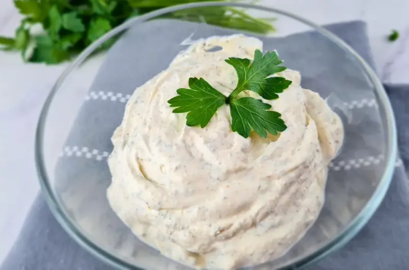 Keto Ranch Dressing Recipe With Greek Yogurt