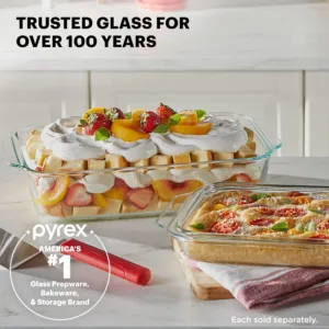 Pyrex Deep Glass Baking Dish with Plastic Lid, Deep Casserole Dish, Glass Food Container, Oven, Freezer and Microwave Safe, Clear Container, 7x11